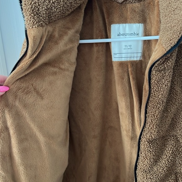 Abercrombie Kids Sherpa Jacket - Picture 3 of 3